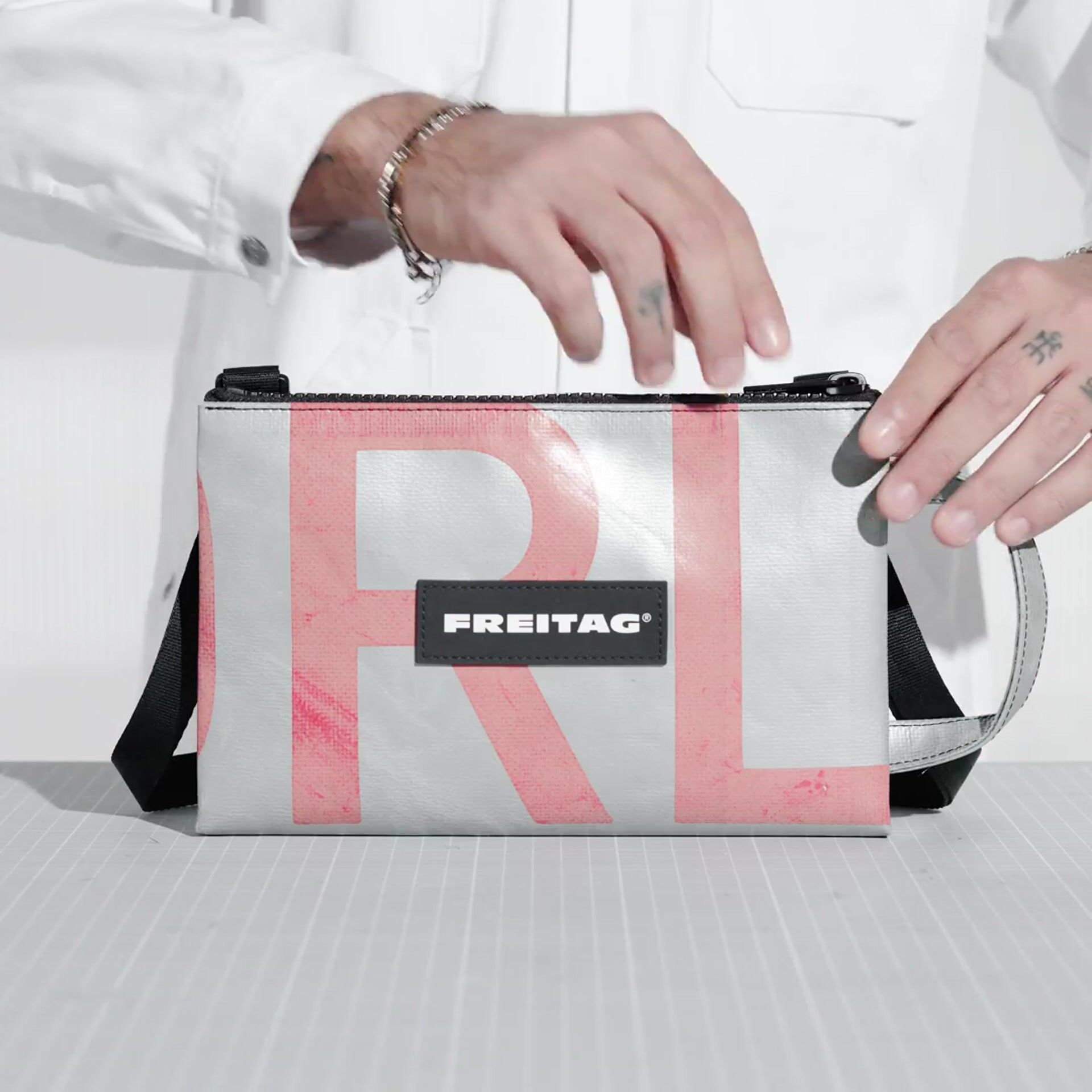 F272 EDDIE | 019432 | FREITAG