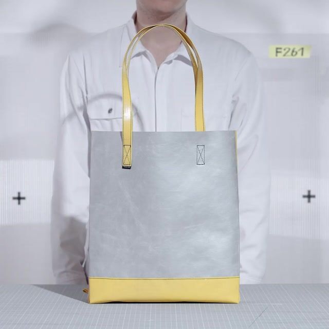 F261 MAURICE | 420340 | FREITAG